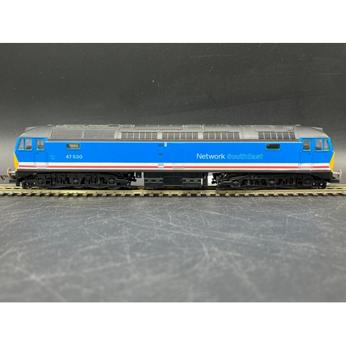 48 - Three Lima Boxed Diesel/Electric Locomotives Tested Runners
(1400g)
Lima 205220 Class 47 'Great East... 