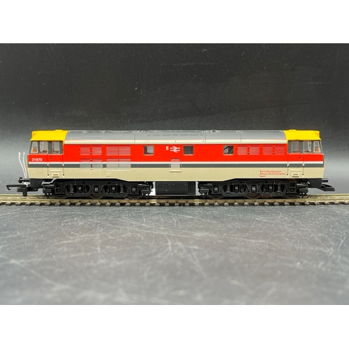 51 - Four Lima Boxed Diesel/Electric Locomotives Tested Runners
(2000g)
Lima L205229 Class 31 BR Research... 