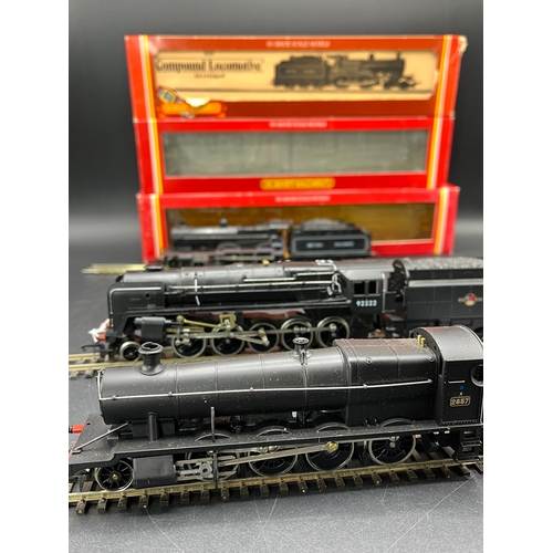 69 - Three Boxed Hornby Steam Locomotives Tested Runners
(1500g)
Hornby R143 Class 2800 2-8-0 in BR Black... 