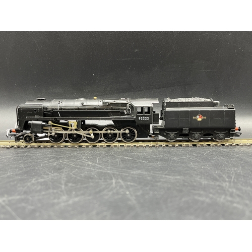 69 - Three Boxed Hornby Steam Locomotives Tested Runners
(1500g)
Hornby R143 Class 2800 2-8-0 in BR Black... 