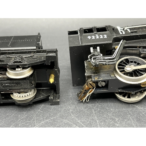 69 - Three Boxed Hornby Steam Locomotives Tested Runners
(1500g)
Hornby R143 Class 2800 2-8-0 in BR Black... 