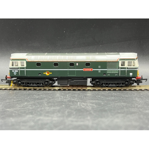 93 - Three Lima Boxed Diesel/Electric Locomotives Tested Runners
(1400g)
Lima 205221 Class 33 #33008 'Eas... 