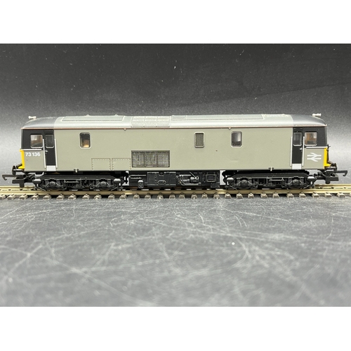 93 - Three Lima Boxed Diesel/Electric Locomotives Tested Runners
(1400g)
Lima 205221 Class 33 #33008 'Eas... 