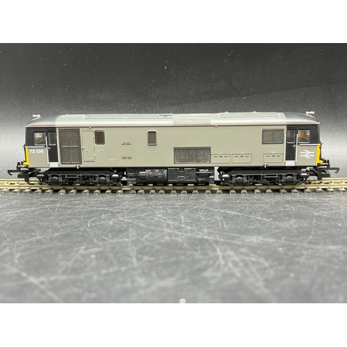 93 - Three Lima Boxed Diesel/Electric Locomotives Tested Runners
(1400g)
Lima 205221 Class 33 #33008 'Eas... 