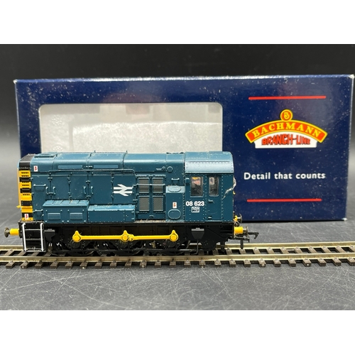 112 - Two Boxed Bachmann Diesel Locomotives, OO gauge, Tested Runners
(1000g)
Bachmann Branchline 32-102 C... 