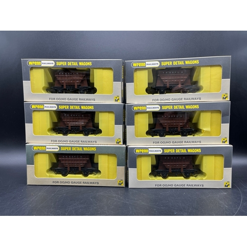 17 - OO gauge Wrenn Rake of 6 W5081 Cement Wagon 'Presflo' each boxed
(600g)
Presflo 20T Running # 72 13-... 