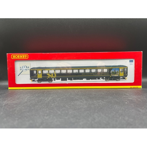 243 - Hornby R2866 Class 153 single car DMU in Wessex Trains livery, Tested Runner
(350g)
Bi-directional l... 