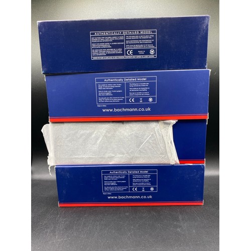 325 - Four as New Bachmann Utility/Brake/Newspapers, appear not removed from box, includes:-
(1000g)
Bachm... 