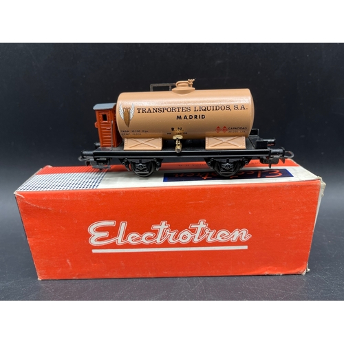 145 - 7 Electrotren Wagons, 5 boxed, plus Pocher flat bed wagon with barrel load and Rivarossi flat bed wi... 