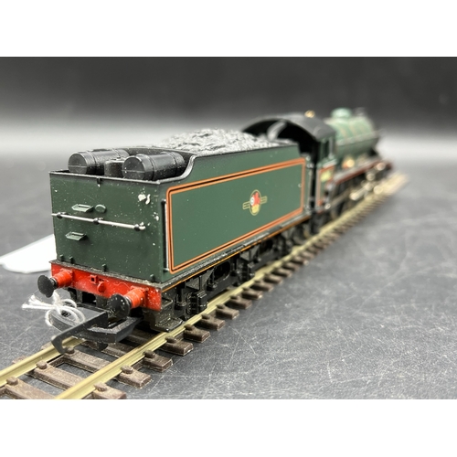 236 - Two OO Hornby Steam Locomotives 
(1100g)
Hornby R1074 Class A3 4-6-2 60052 