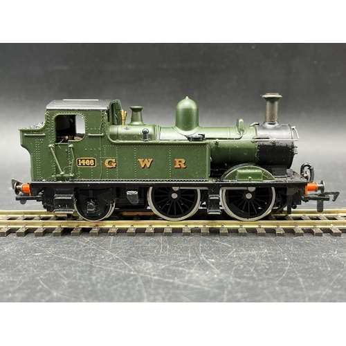 237 - Four OO Tested Runner Steam Locomotives in Fair boxes
(1250g)
Airfix GMR (Great Model Railways) 5412... 