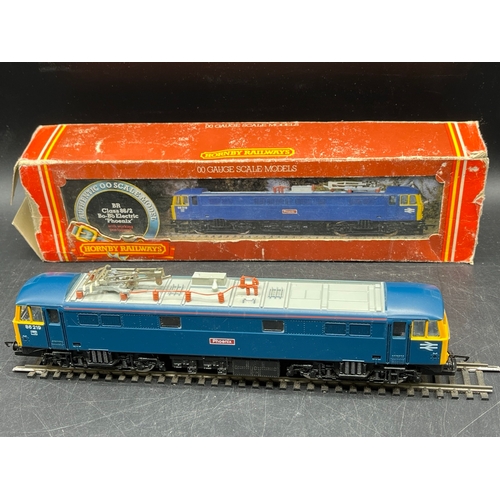 238 - Four OO Diesel/Electric locomotives, three tested Runners
(1500g)
Hornby R073 Class 47 D1670 'Mammot... 