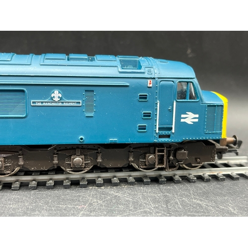 238 - Four OO Diesel/Electric locomotives, three tested Runners
(1500g)
Hornby R073 Class 47 D1670 'Mammot... 