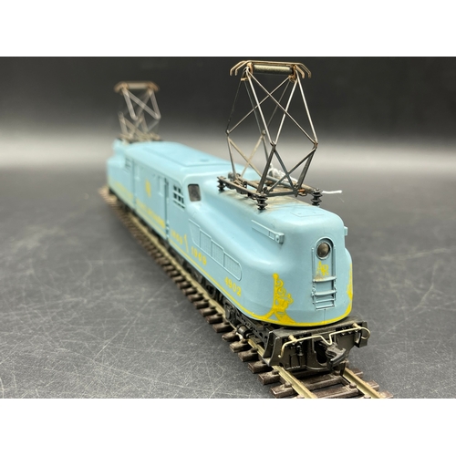 131 - HO Rivarossi AHM 5160nGG1 Electric Locomotive American Railroads, Tested Non-runner
(500g)
Tested as... 