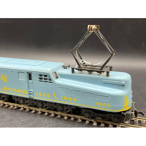 131 - HO Rivarossi AHM 5160nGG1 Electric Locomotive American Railroads, Tested Non-runner
(500g)
Tested as... 