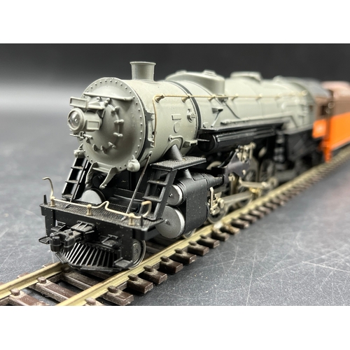 135 - Rivarossi 1214 Heavy Pacific 4-6-2 'The Milwaukee Road' in Orange & Silver - Tested Non-Runner
(500g... 