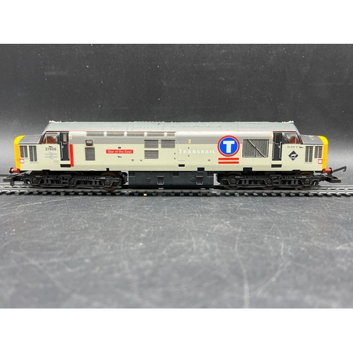 240 - Four Boxed OO Lima Diesel/Electric Locomotives, Two Tested Runners
(1800g)
Lima L204932 Class 37 379... 