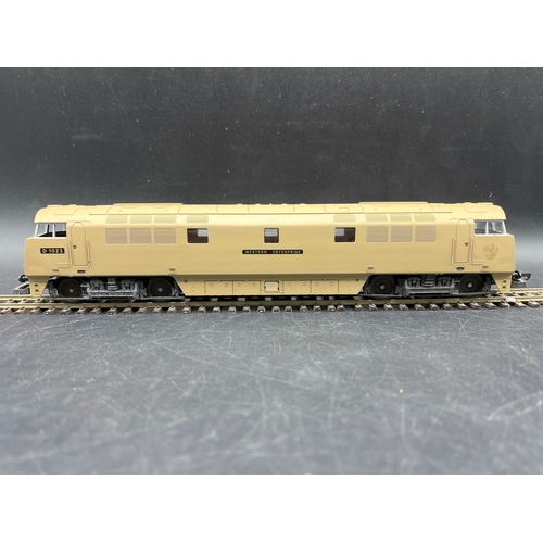 241 - Four OO Lima Diesel/Electric Locomotives, each Tested Runners
(1800g)
Lima L205126 Class 52 Western ... 