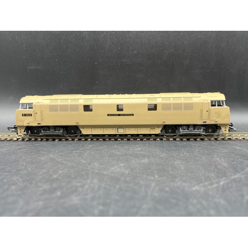 241 - Four OO Lima Diesel/Electric Locomotives, each Tested Runners
(1800g)
Lima L205126 Class 52 Western ... 