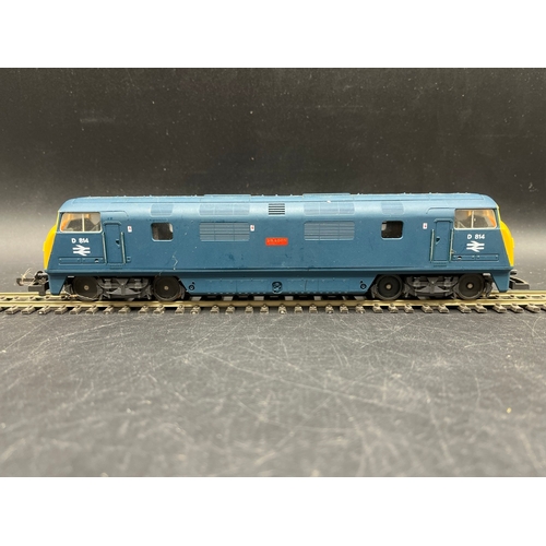 241 - Four OO Lima Diesel/Electric Locomotives, each Tested Runners
(1800g)
Lima L205126 Class 52 Western ... 