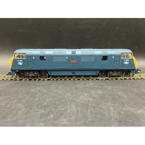 241 - Four OO Lima Diesel/Electric Locomotives, each Tested Runners
(1800g)
Lima L205126 Class 52 Western ... 