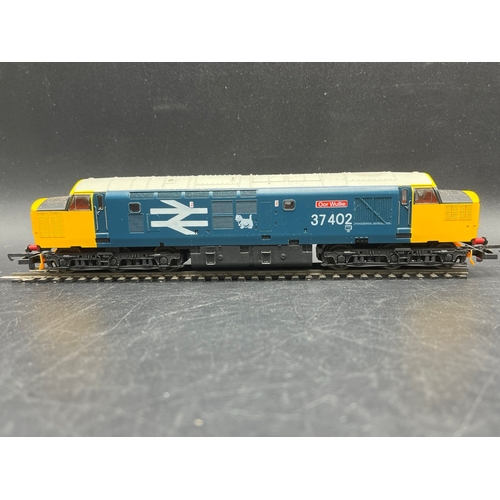 241 - Four OO Lima Diesel/Electric Locomotives, each Tested Runners
(1800g)
Lima L205126 Class 52 Western ... 