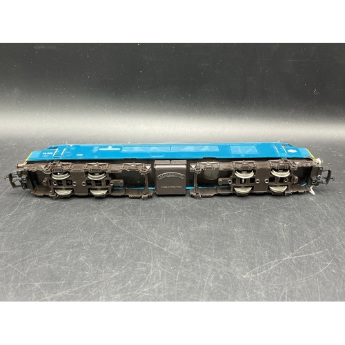 242 - Five OO Diesel/Electric Locomotives, each Tested Runners
(1600g)
Hornby R068 Class 25 25247 in BR Bl... 