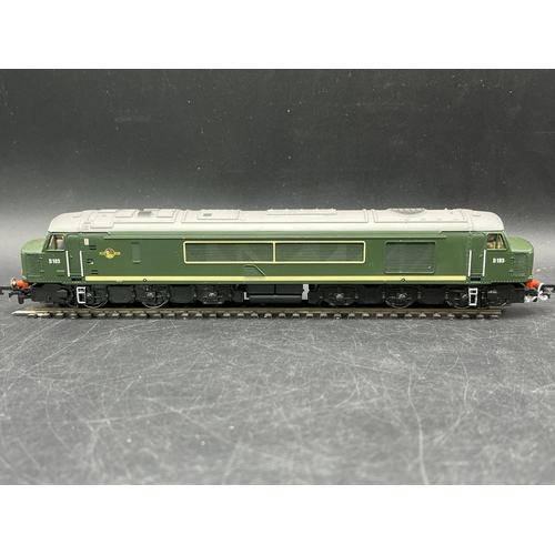 243 - Four OO Diesel/Electric Locomotives, each Tested Runners
(1800g)
Bachmann Branchline 31-077 Class 46... 