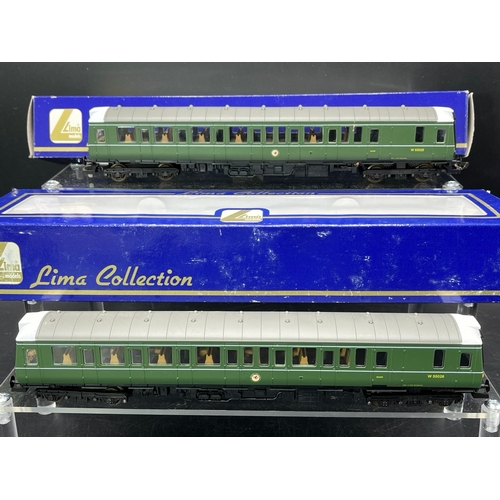 245 - Two Boxed OO Lima Railcars, each Tested Runners
(1100g)
Lima L204617 Class 121 W55026 in BR green wi... 