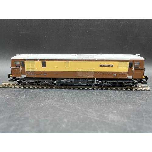 247 - Lima L205186 Class 73 73101 'The Royal Alex' in Pullman umber and cream with rake of 7 Triang Pullma... 