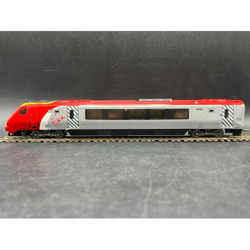 186 - Bachmann Branchline 32-600 Class 220 Virgin Voyager 4 car DEMU 