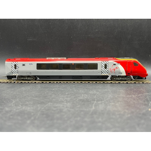 186 - Bachmann Branchline 32-600 Class 220 Virgin Voyager 4 car DEMU 