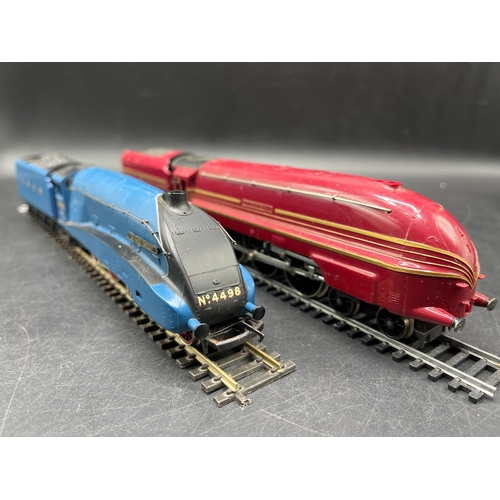 248 - Two OO Hornby 4-6-2 Steam Locomotives, one tested Runner
(900g)
Hornby R767 Class 8P 'Coronation' 4-... 