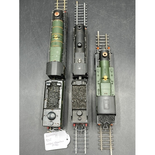 252 - 3 OO Airfix Steam Locomotives, Tested Runners
(1100g)
Airfix GMR (Great Model Railways) 54150 Class ... 