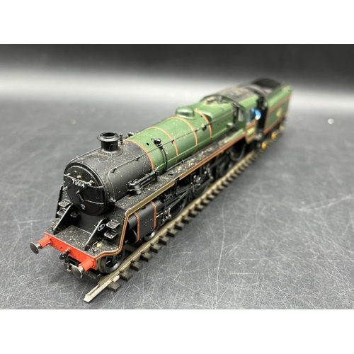 253 - OO Bachmann Branchline 32-504 Standard class 5MT 73014 & BR1 tender in BR green with late crest, and... 