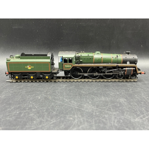 253 - OO Bachmann Branchline 32-504 Standard class 5MT 73014 & BR1 tender in BR green with late crest, and... 