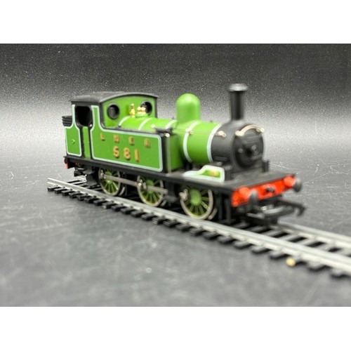 254 - Five OO gauge Steam locomotives, each Tested Runners
(1400g)
Hornby Battle Of Britain Class 4-6-2 'H... 