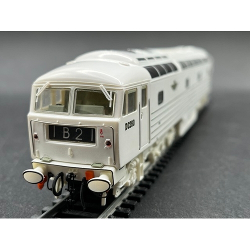 255 - Heljan 4005 BRCW D0260 'Lion' Limited edition of 4000 models, Tested Runnner
(900g)
Clam shell packa... 