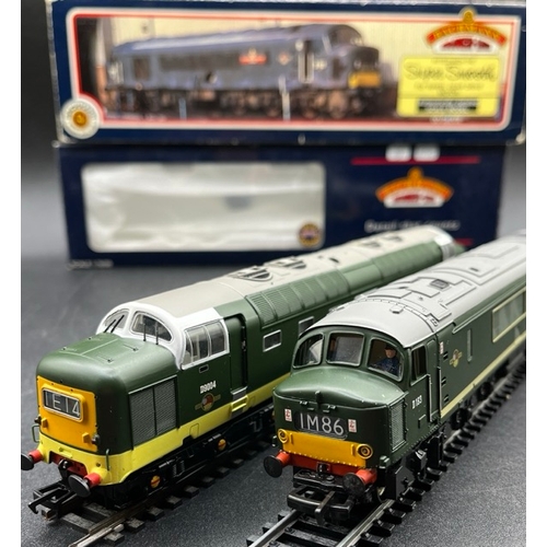 257 - OO Gauge Class 46 Bachmann 31-077 1-Co-Co-1 & Class 55 Bachmann 32-525, Tested Runners
(1450g)
Bachm... 