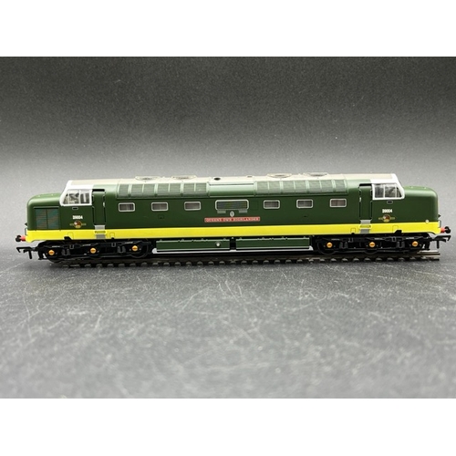 257 - OO Gauge Class 46 Bachmann 31-077 1-Co-Co-1 & Class 55 Bachmann 32-525, Tested Runners
(1450g)
Bachm... 