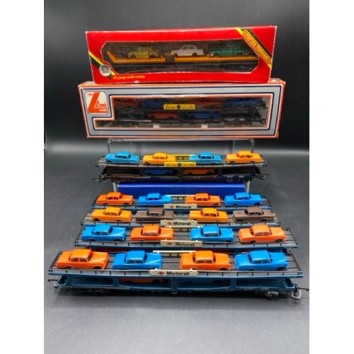 334 - 7 'OO' gauge Car Transporters (2 Boxed) (950g)
1 x ??126 Car transporter - Hornby Loose in box, Mode... 