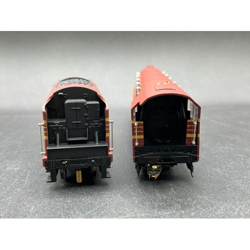 259 - OO Hornby R2179 Coronation Class 4-6-2 & Hornby R2143 Class 61XX 2-6-2T (Collector Centre special ed... 