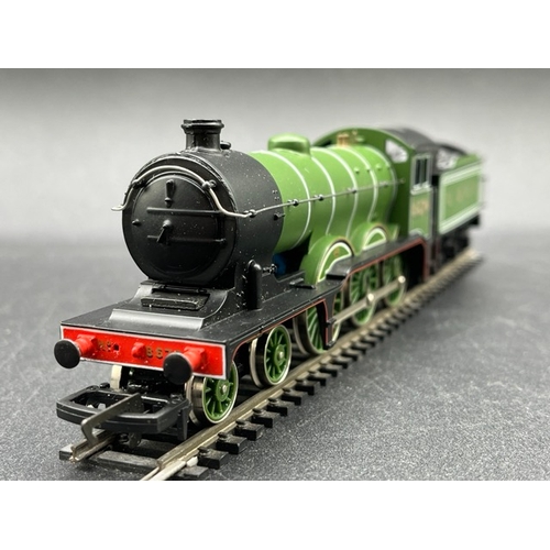 260 - Hornby R2441 Class A3 4-6-2 4472 