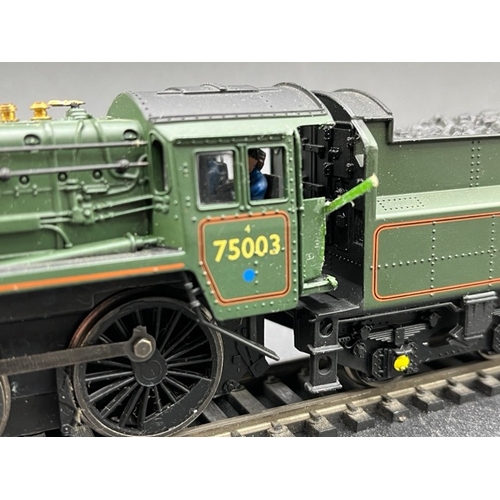 262 - Three 'OO' BR Late Crest Lined Green Steam Locomotives, Tested Runners, Hornby R2926, Bachmann 31-10... 