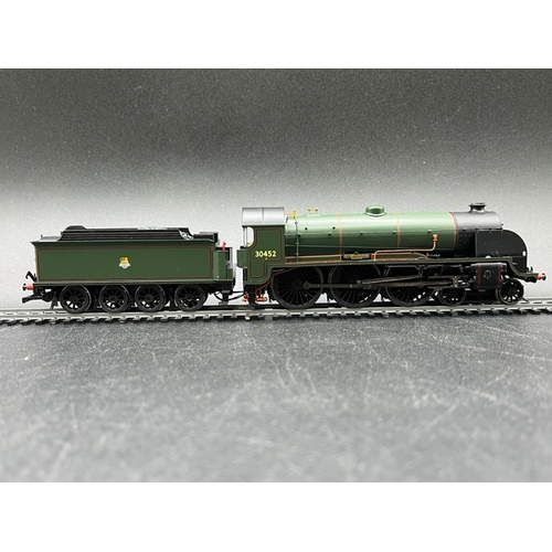 264 - OO N15 Class 'Sir Meliagrance' Hornby R2905 (The Pete Waterman collection), Tested Runner
(600g)
Hor... 