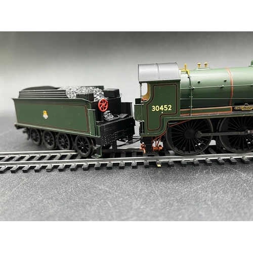 264 - OO N15 Class 'Sir Meliagrance' Hornby R2905 (The Pete Waterman collection), Tested Runner
(600g)
Hor... 