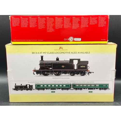 338 - Hornby BR Pull-Push Coach Pack & R4395A Southern coach. 
(700g)
Coach pack includes two coaches, tog... 