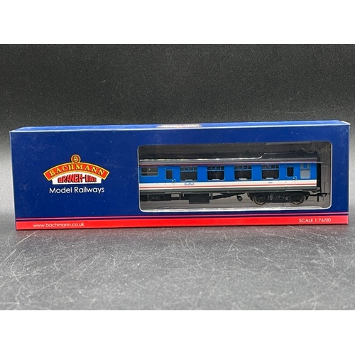 194 - Hornby Class 47 Hornby Loco in NSE livery with four coaches
(1100g)
Hornby R219 Class 47 in NSE Live... 