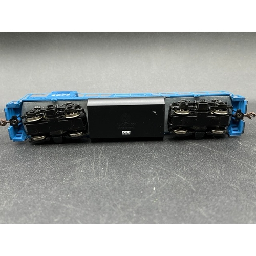 138 - Two HO DCC Bachmann Conrail Diesel Locomotives, Not Tested as DCC
(850g)
Bachmann USA 60306 GP40 EMD... 