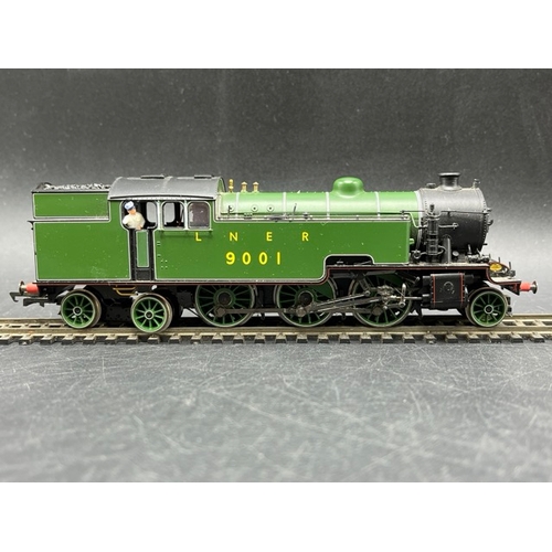 267 - Hornby R2912X Thompson L1 Class 2-6-4T 9001 in LNER Green (DCC Fitted), Not Tested as DCC
(450g)
Det... 